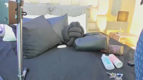 Salem online show from September 29, 2025, 11:37 am