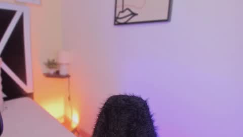 Salem online show from November 11, 2025, 11:32 am