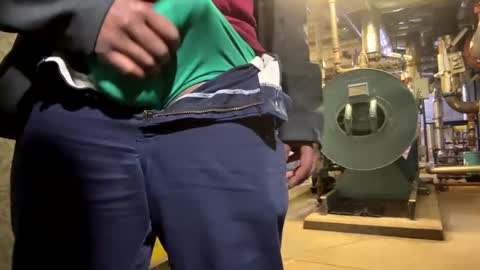 Cum Hanks online show from March 8, 2025, 4:39 pm