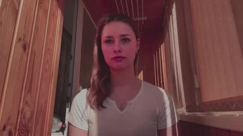 Snapshot of salinapoire chatting on March 22, 2026, 10:29 am Sally online show from March 22, 2026, 10:29 am