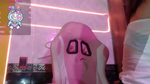  salloy  online show from January 8, 2026, 2:52 pm