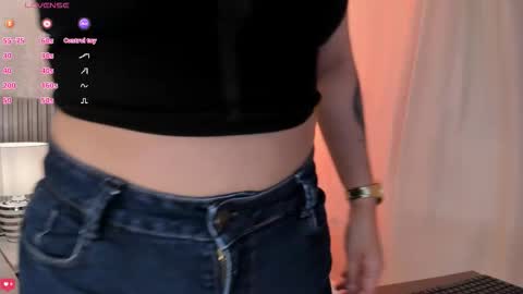 Silvia online show from February 18, 2026, 12:34 pm