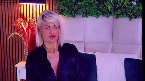 Snapshot of salmaroze chatting on April 29, 2026, 2:48 am SalmaRoze online show from April 29, 2026, 2:48 am