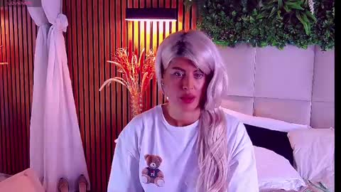 Snapshot of salmaroze chatting on May 12, 2026, 3:25 am SalmaRoze online show from May 12, 2026, 3:25 am