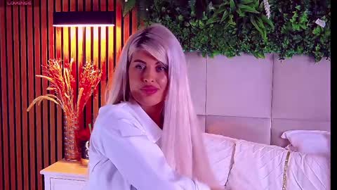 Snapshot of salmaroze chatting on May 16, 2026, 5:26 am SalmaRoze online show from May 16, 2026, 5:26 am