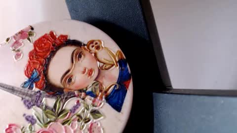 Salome online show from March 8, 2025, 5:33 pm