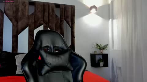 Snapshot of salome_white1 chatting on July 7, 2026, 12:42 pm salome_white1 online show from July 7, 2026, 12:42 pm