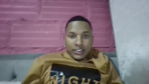 INSTAGRAM luis1pedraza online show from December 24, 2024, 2:33 pm