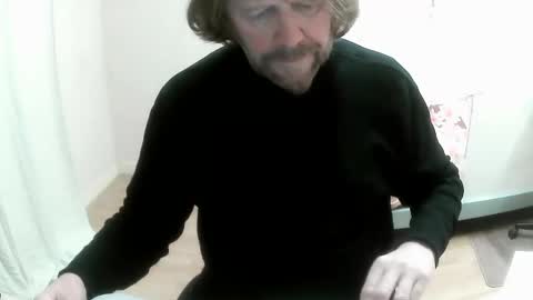 Saltimbanquier  Salt  ou  Banquier  online show from December 6, 2024, 1:00 pm