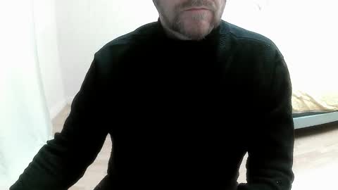 Saltimbanquier  Salt  ou  Banquier  online show from September 16, 2025, 12:28 pm