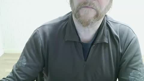 Saltimbanquier  Salt  ou  Banquier  online show from February 28, 2026, 9:38 pm