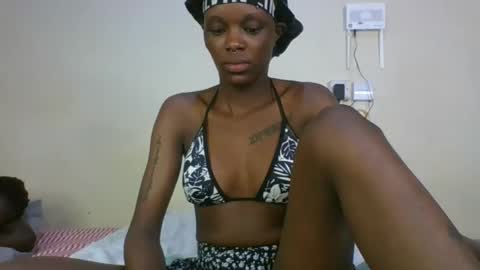 Snapshot of saltysugar20 chatting on June 7, 2026, 5:00 am Sugarbabe online show from June 7, 2026, 5:00 am