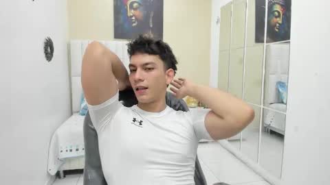 Salvatore online show from November 25, 2025, 12:27 pm