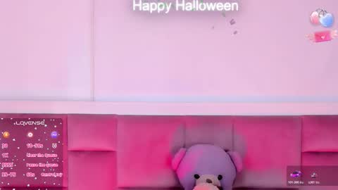 salvatore_boom online show from October 30, 2025, 7:21 am