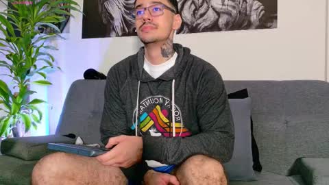 Salvatore online show from February 22, 2026, 5:40 am