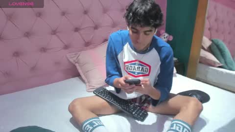 salvatore  online show from December 7, 2024, 8:49 pm