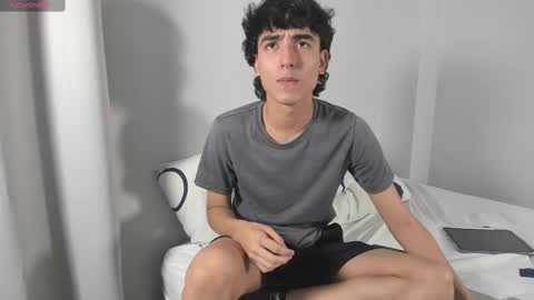 salvatore_montt online show from February 11, 2025, 1:20 am