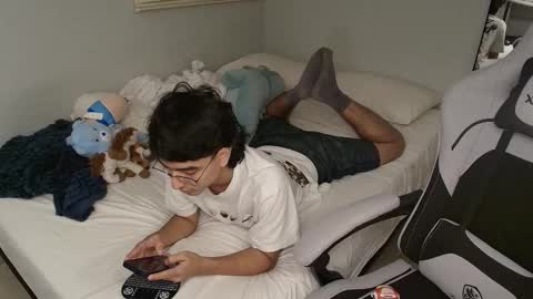 salvatore_montt online show from September 12, 2025, 1:17 am