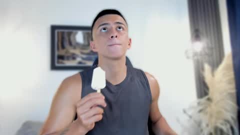 Salvatore online show from February 22, 2025, 3:23 am