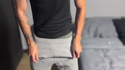 Salvatore online show from March 20, 2026, 4:06 am