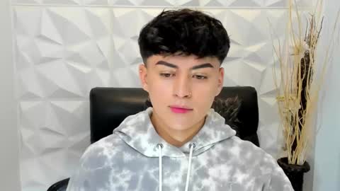 Sam online show from January 17, 2026, 12:43 pm