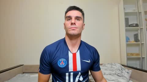 Snapshot of sam_huston18 chatting on December 16, 2024, 9:09 pm BACK IN 2 WEEKS online show from December 16, 2024, 9:09 pm