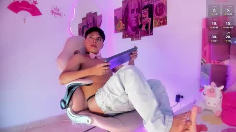 sam online show from November 14, 2025, 2:38 pm