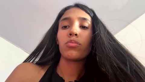 Samantha Roberts online show from February 21, 2026, 8:32 pm