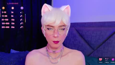 Snapshot of sam_russo chatting on September 18, 2025, 8:38 am Sam online show from September 18, 2025, 8:38 am