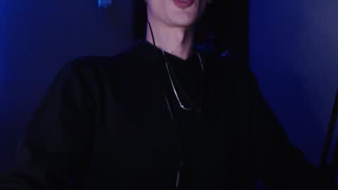 sam_skywalker online show from September 15, 2025, 6:41 pm