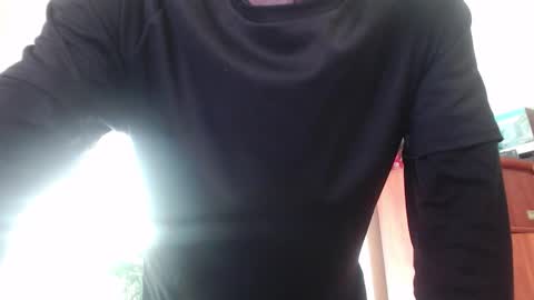 sam_skywalker online show from March 22, 2026, 10:29 am