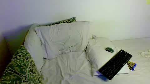 Samanta online show from April 16, 2026, 7:25 pm