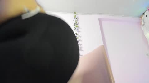 Samanta online show from January 4, 2025, 2:14 pm