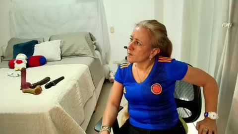 Snapshot of samanta_stone69 chatting on June 2, 2026, 8:00 pm Samanta Stone online show from June 2, 2026, 8:00 pm
