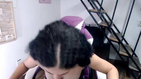 samantha online show from December 2, 2025, 4:46 pm