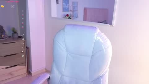 samantha_blow online show from August 4, 2026, 2:48 am