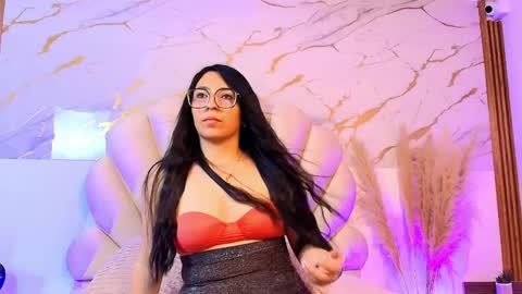 Samantha Diamont online show from April 15, 2026, 7:43 pm