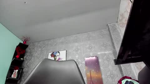 samantha_milfs online show from March 8, 2025, 11:16 am