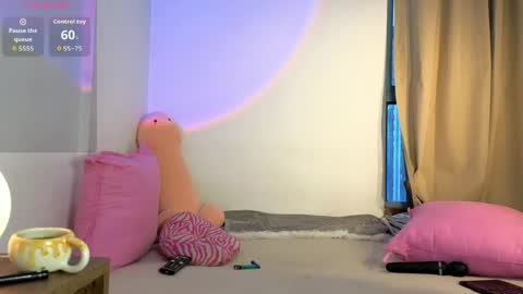 Samantha Ros online show from May 24, 2026, 12:10 pm