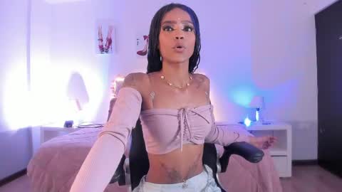 Snapshot of samantha_spike chatting on May 14, 2026, 8:59 pm Samantha online show from May 14, 2026, 8:59 pm