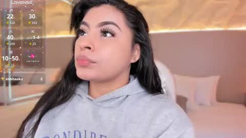  Samanthaa online show from July 5, 2026, 12:01 pm