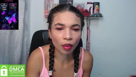 Snapshot of samanthaa_queen chatting on February 22, 2025, 10:40 am sam online show from February 22, 2025, 10:40 am