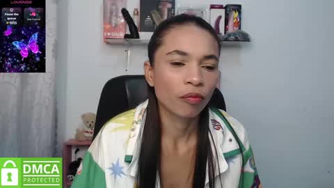 Snapshot of samanthaa_queen chatting on March 3, 2025, 10:49 am sam online show from March 3, 2025, 10:49 am