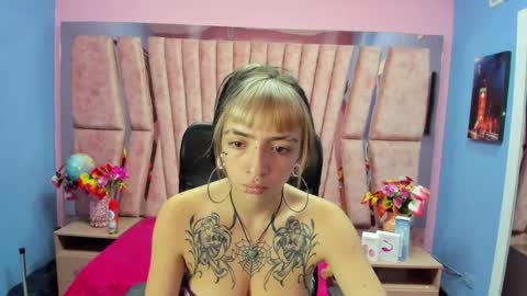 Snapshot of samanthaa_smitth chatting on September 26, 2025, 3:43 am Samantha Smitth online show from September 26, 2025, 3:43 am