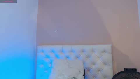   online show from December 23, 2024, 12:41 pm