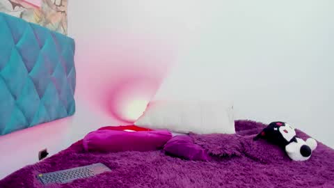 Samantha online show from March 24, 2026, 3:22 am