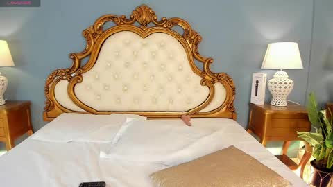 Samantha online show from April 18, 2026, 7:07 pm