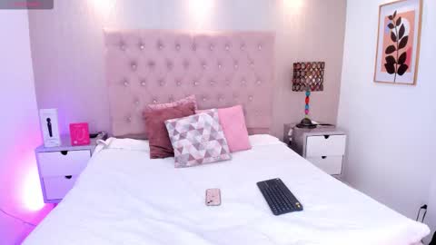 Samantha online show from March 17, 2026, 5:22 am