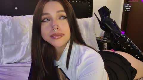 Snapshot of samanthagrant_ chatting on May 19, 2026, 8:15 pm IGSamanthaGrant 10 online show from May 19, 2026, 8:15 pm
