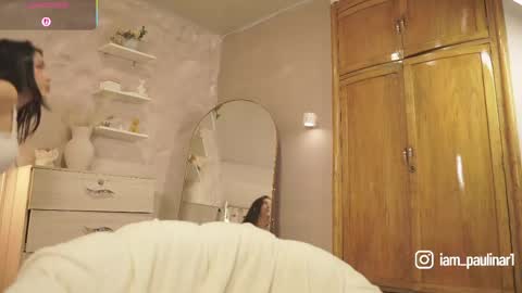 paulina rios online show from April 19, 2026, 12:59 pm